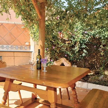 Sleeps 10 Pool Air Con Wifi Villa