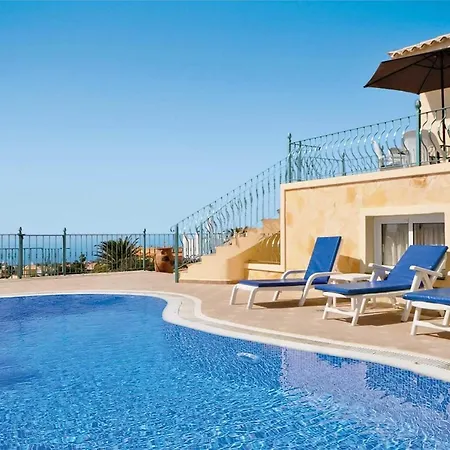 Sleeps 10 Pool Air Con Wifi *
